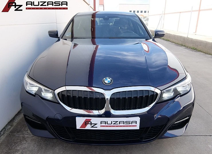 BMW 318d 2.0d 150 cv AUTO PACK M + BLACK DESIGN BMW 318d 2.0d 150 cv AUTO PACK M + BLACK DESIGN