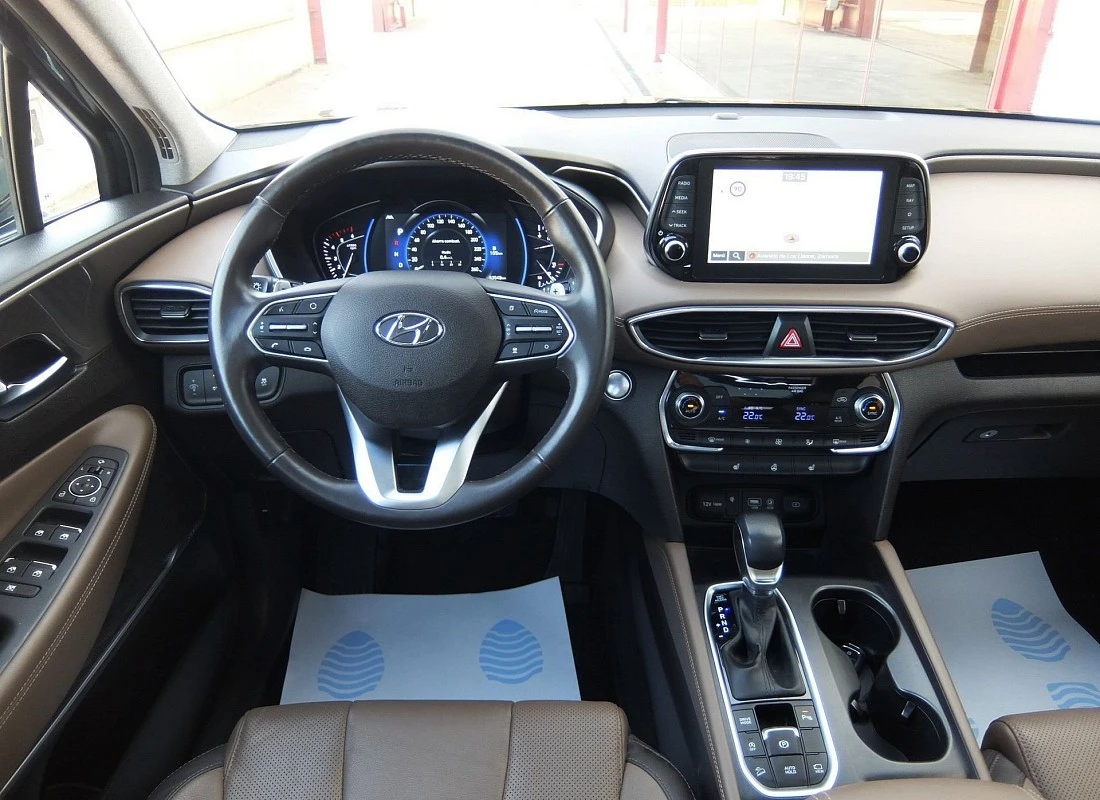 Hyundai SANTA FE 2.2CRDi 200 cv AUTO 7 plazas - TECNO STYLE - Full Equipe