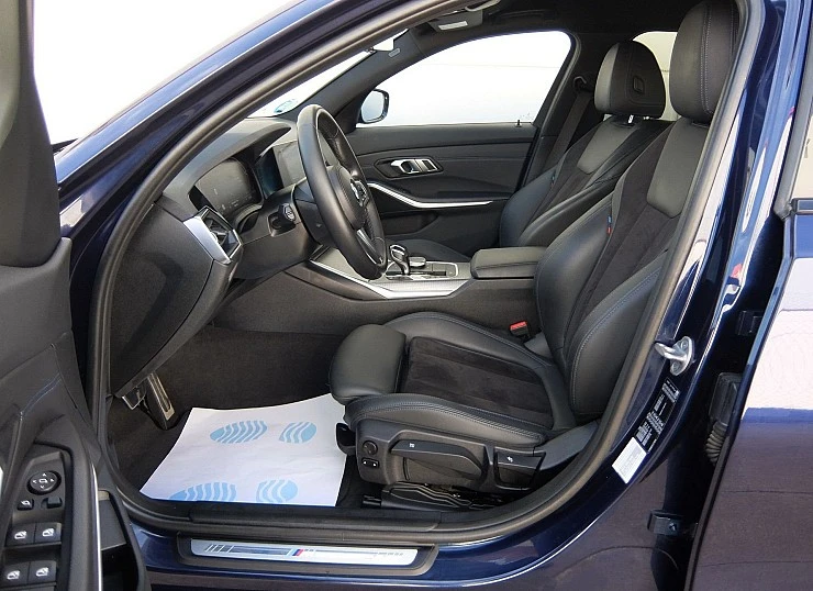 BMW 318d 2.0d 150 cv AUTO PACK M + BLACK DESIGN BMW 318d 2.0d 150 cv AUTO PACK M + BLACK DESIGN