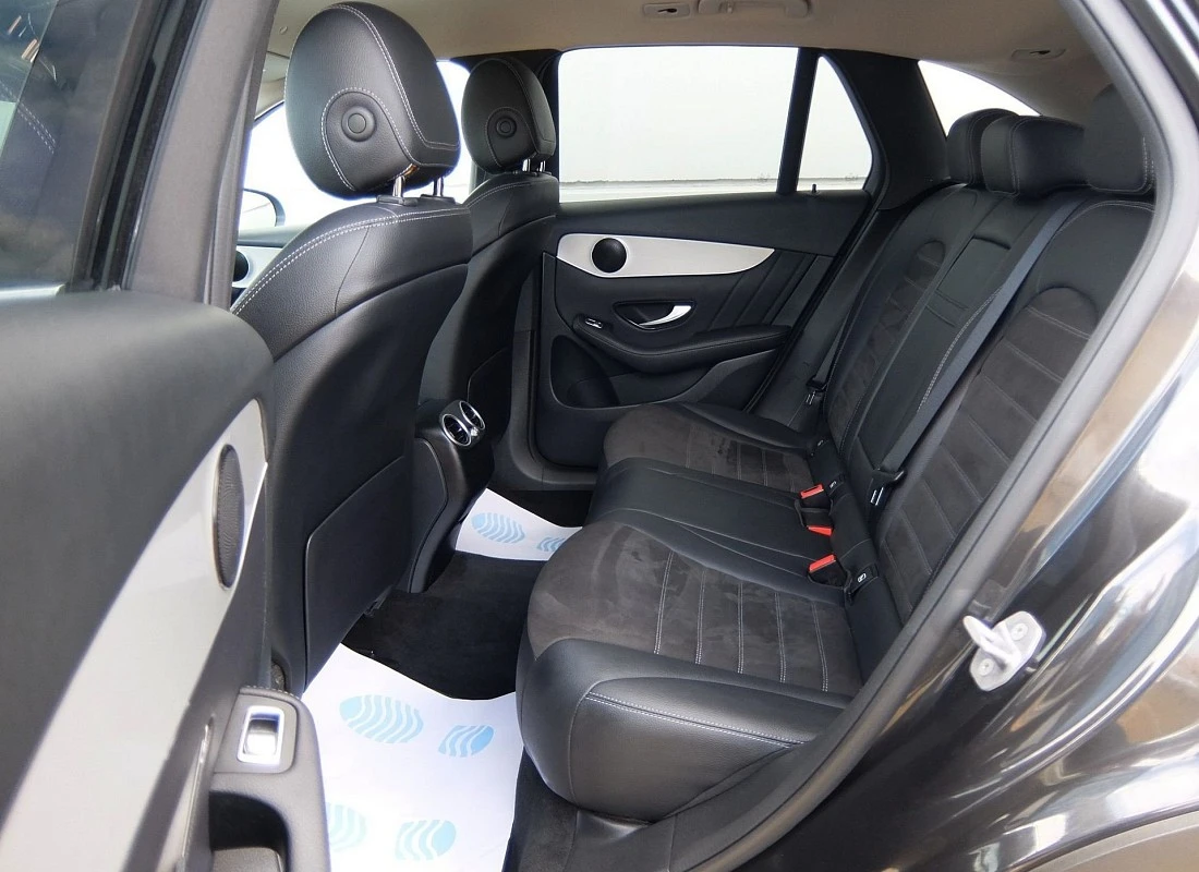 MERCEDES GLC 300d 245 cv 4MATIC AUTO -PACK AMG