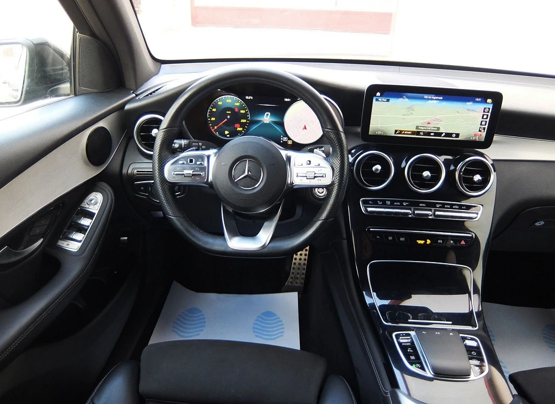 MERCEDES GLC 200d 163 cv 4MATIC 4x4 AUTO -Pack AMG +Pack Black Night