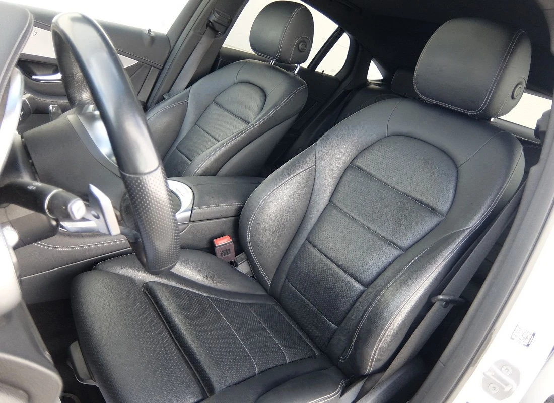 MERCEDES GLC COUPE 300de 306 cv 4MATIC 4x4 AUTO -Pack AMG + Pack NIGHT + Techo ( Diesel-Híbrido) 0etiqueta MERCEDES GLC COUPE 300de 306 cv 4MATIC 4x4 AUTO -Pack AMG + Pack NIGHT + Techo ( Diesel-Híbrido) 0etiqueta
