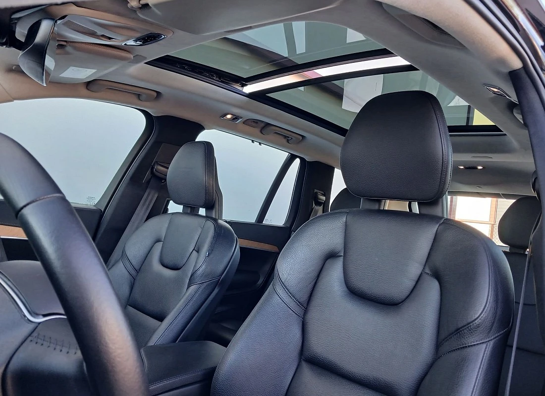 VOLVO XC90 B5 D 235 AWD 4x4 AUTO 7 plazas -INSCRIPTION + TECHO - HIBRIDO Diesel ECO VOLVO XC90 B5 D 235 AWD 4x4 AUTO 7 plazas -INSCRIPTION + TECHO - HIBRIDO Diesel ECO