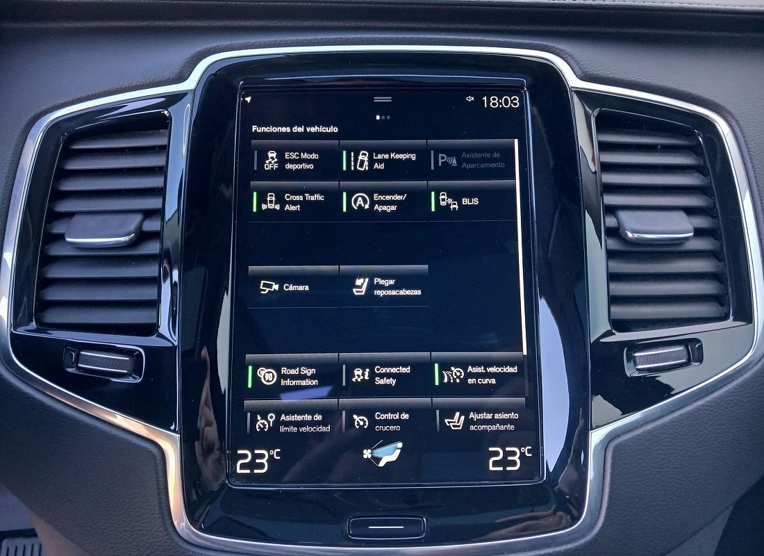 VOLVO XC90 B5 D 235 AWD 4x4 AUTO 7 plazas -INSCRIPTION + TECHO - HIBRIDO Diesel ECO VOLVO XC90 B5 D 235 AWD 4x4 AUTO 7 plazas -INSCRIPTION + TECHO - HIBRIDO Diesel ECO