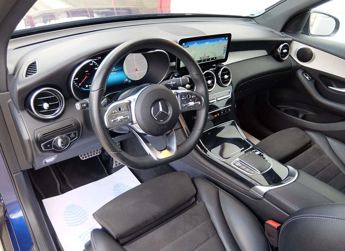 Mercedes GLC 200d 163 cv 4MATIC 4x4 AUTO - Pack AMG + Pack Diseño BLACK NIGHT