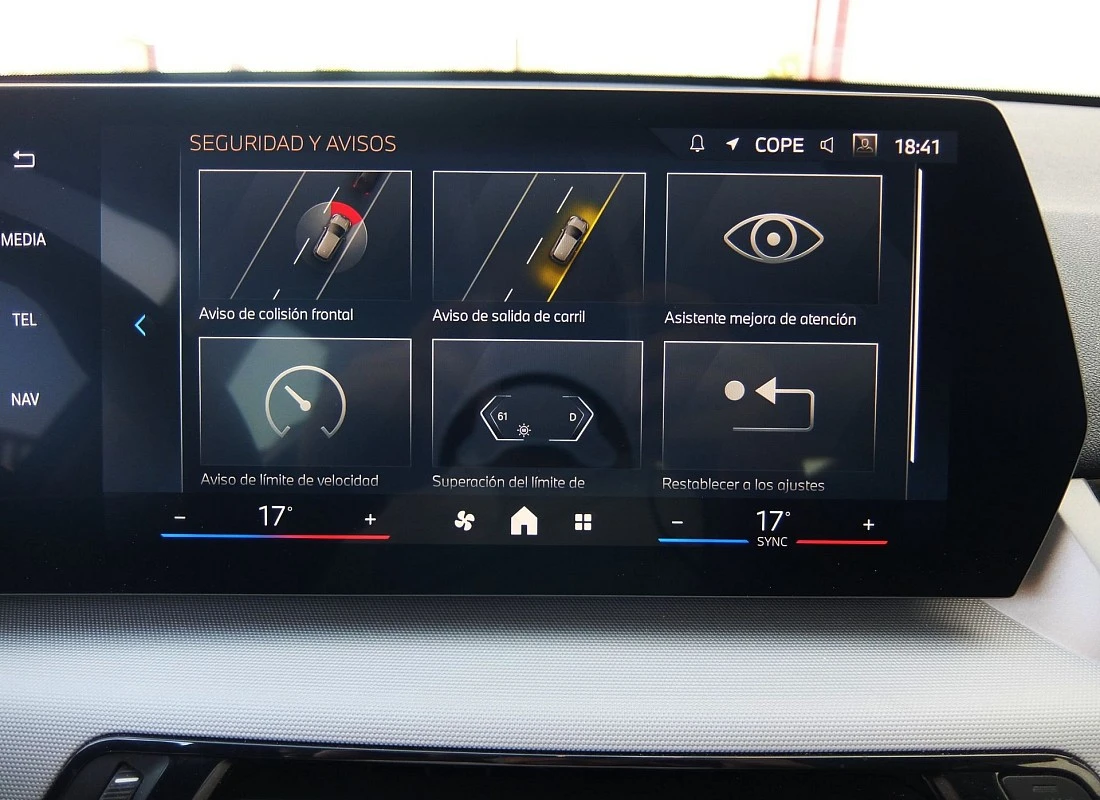 BMW X1 18i 136 cv sdrive AUTO - Nuevo Modelo 2024 BMW X1 18i 136 cv sdrive AUTO - Nuevo Modelo 2024