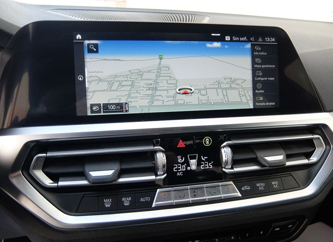 BMW 318d 2.0d 150 cv AUTO PACK M + BLACK DESIGN BMW 318d 2.0d 150 cv AUTO PACK M + BLACK DESIGN