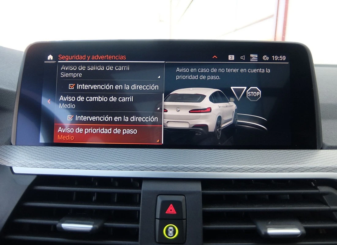 BMW X4 2.0d 190 cv X-DRIVE 4x4 AUTO - PACK M + BLACK Design + Techo + FULL EQUIPE 2021 - ECO