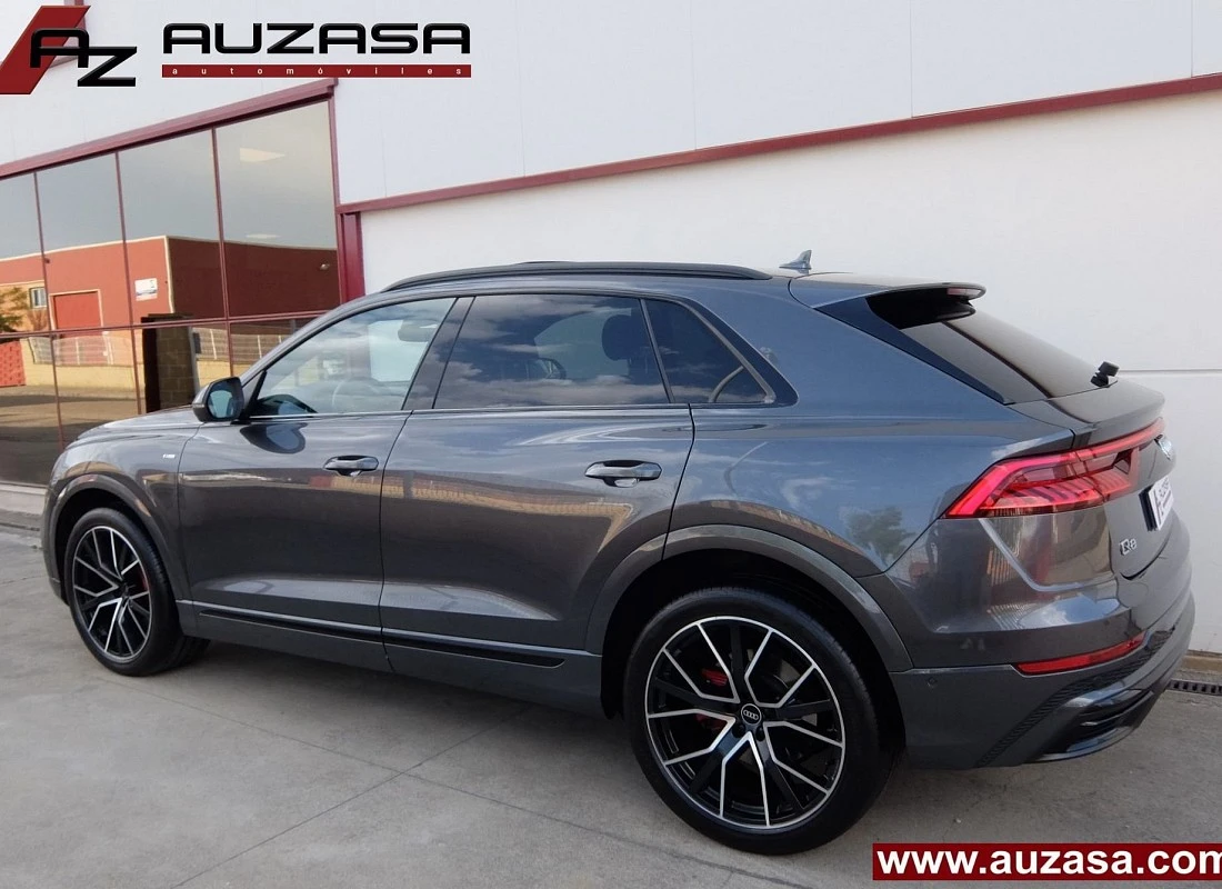 AUDI Q8 50TDI V6 286 cv Quattro Tiptronic -BLACK LINE Edition + Techo + Susp.Neumática