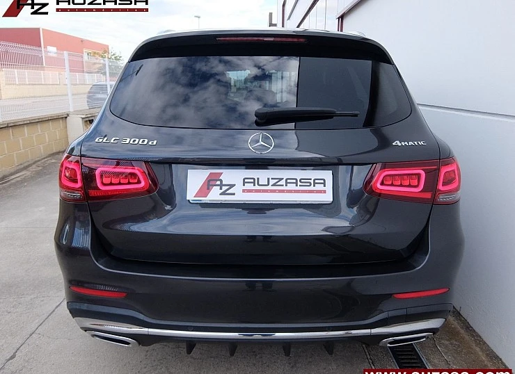 MERCEDES GLC 300d 245 cv 4MATIC AUTO -PACK AMG