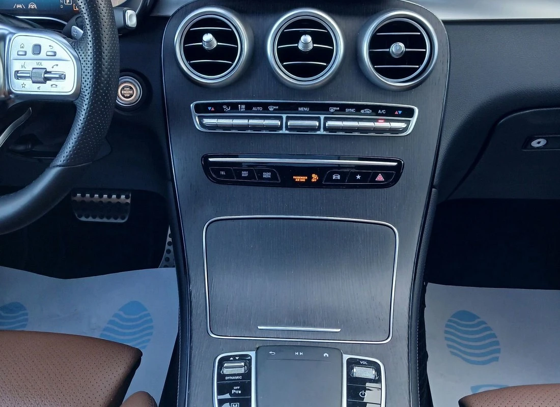 MERCEDES GLC 220d 197 cv 4MATIC AUTO Pack AMG + TECHO + FULL EQUIPE MERCEDES GLC 220d 197 cv 4MATIC AUTO Pack AMG + TECHO + FULL EQUIPE
