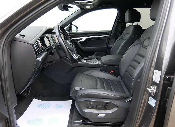 Volkswagen TOUAREG 3.0 TDI V6 4MOTION 4x4 Tiptronic  R-LINE