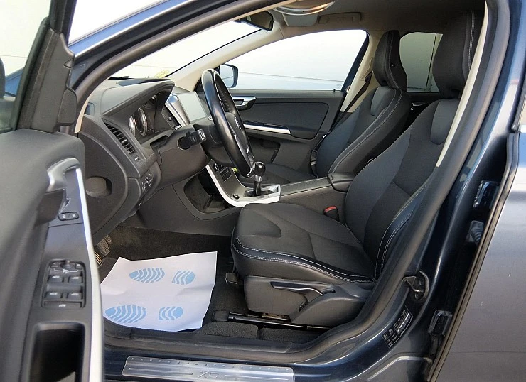 VOLVO XC60 D5 205CV AWD