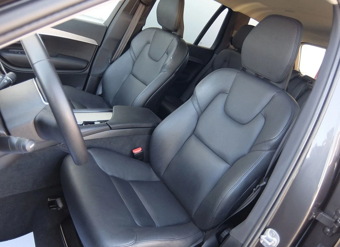 VOLVO XC90 B5 D 235 cv AWD AUTO 7 plazas- BRIGHT