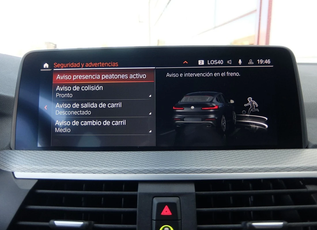 BMW X4 2.0d 190 cv X-DRIVE 4x4 AUTO -PACK M + BLACK Line BMW X4 2.0d 190 cv X-DRIVE 4x4 AUTO -PACK M + BLACK Line