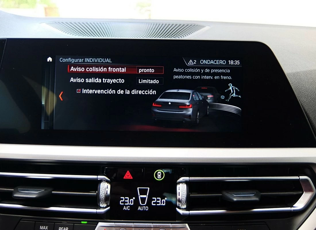 BMW 318D 150 cv AUTO - nuevo modelo + PAQ EXCLUISVE + CÁMARA + APARC AUTO