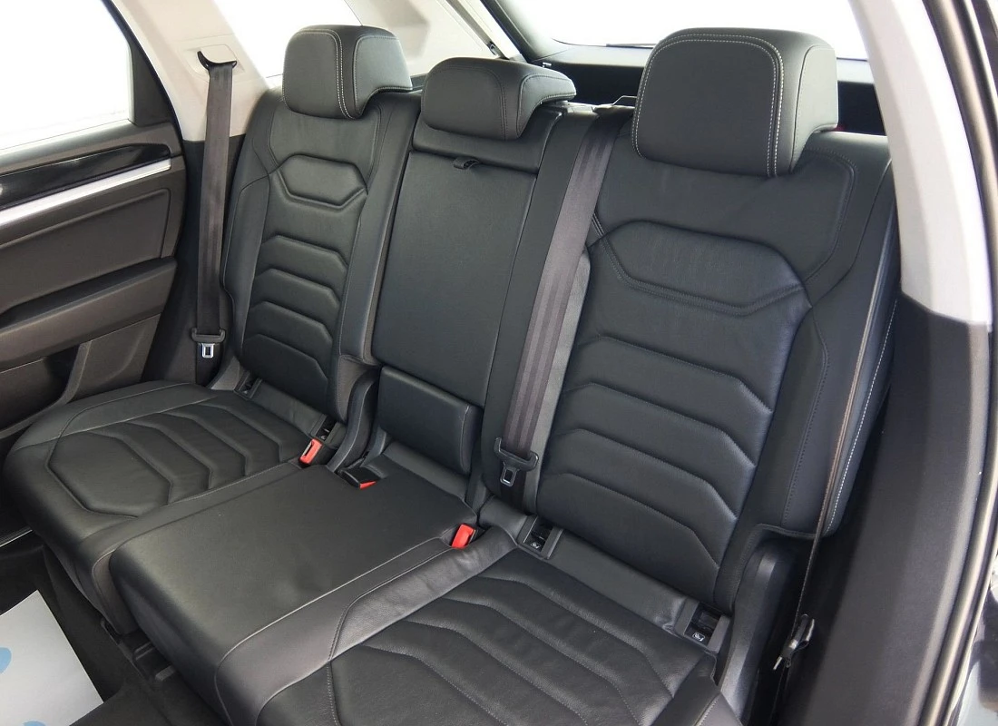 VOLKSWAGEN TOUAREG 3.0TDI V6 231cv 4MATIC TIPTRONIC -PREMIUM + Techo