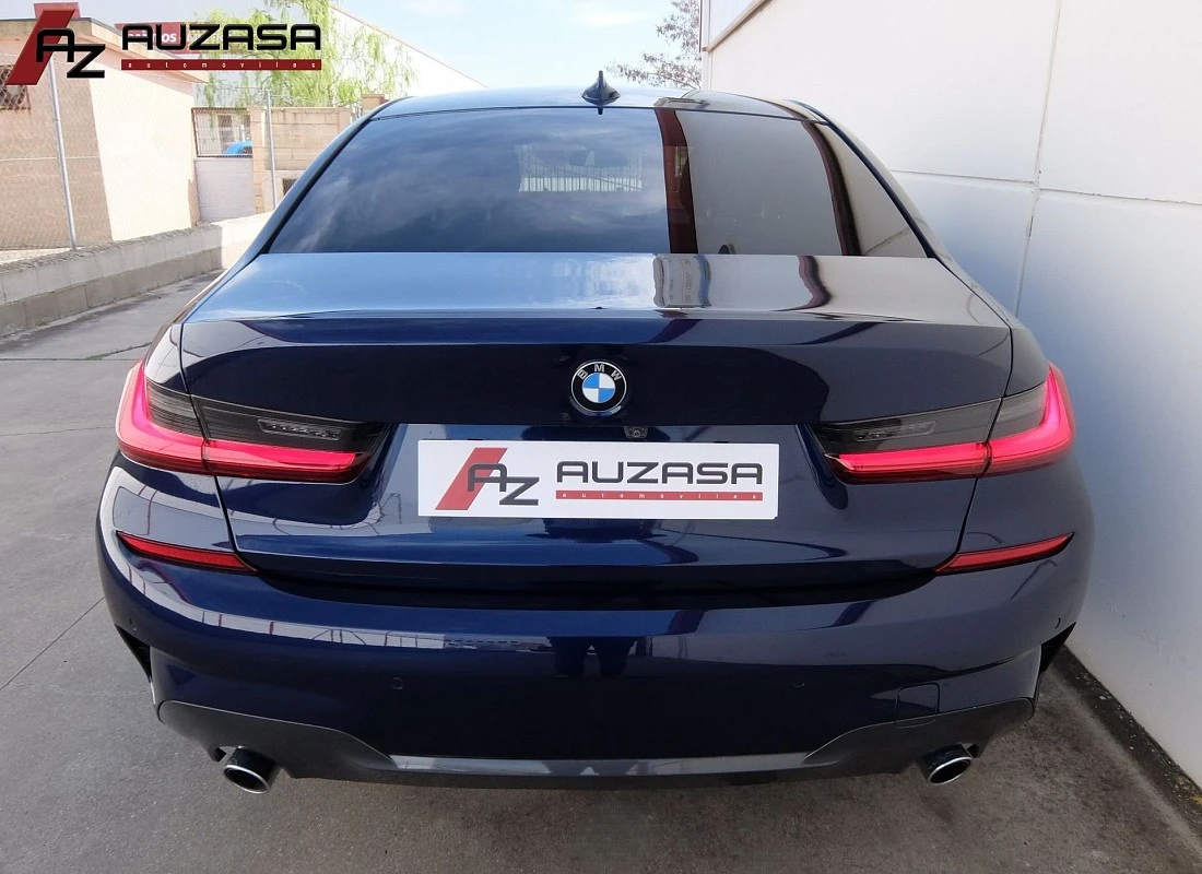 BMW 318d 2.0d 150 cv AUTO PACK M + BLACK DESIGN BMW 318d 2.0d 150 cv AUTO PACK M + BLACK DESIGN