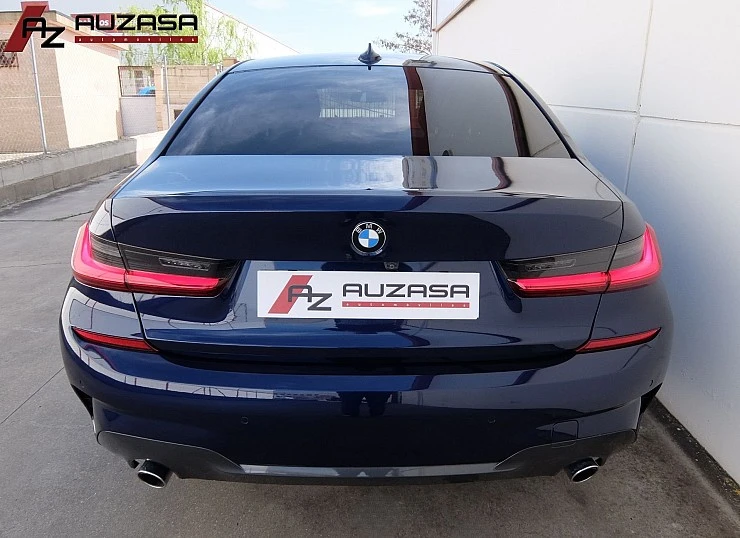 BMW 318d 2.0d 150 cv AUTO PACK M + BLACK DESIGN BMW 318d 2.0d 150 cv AUTO PACK M + BLACK DESIGN