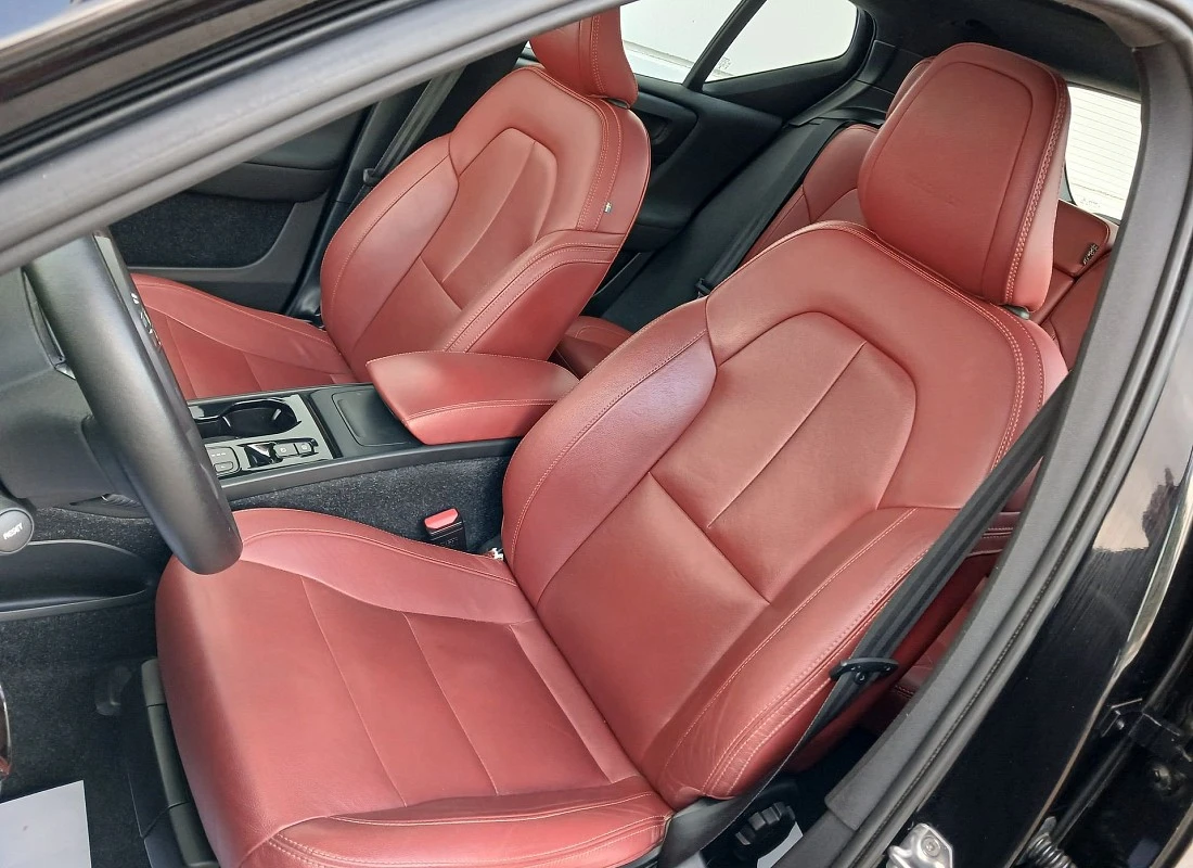 VOLVO XC40 D3 150 cv AWD 4x4 AUTO -INSCRIPTION VOLVO XC40 D3 150 cv AWD 4x4 AUTO -INSCRIPTION
