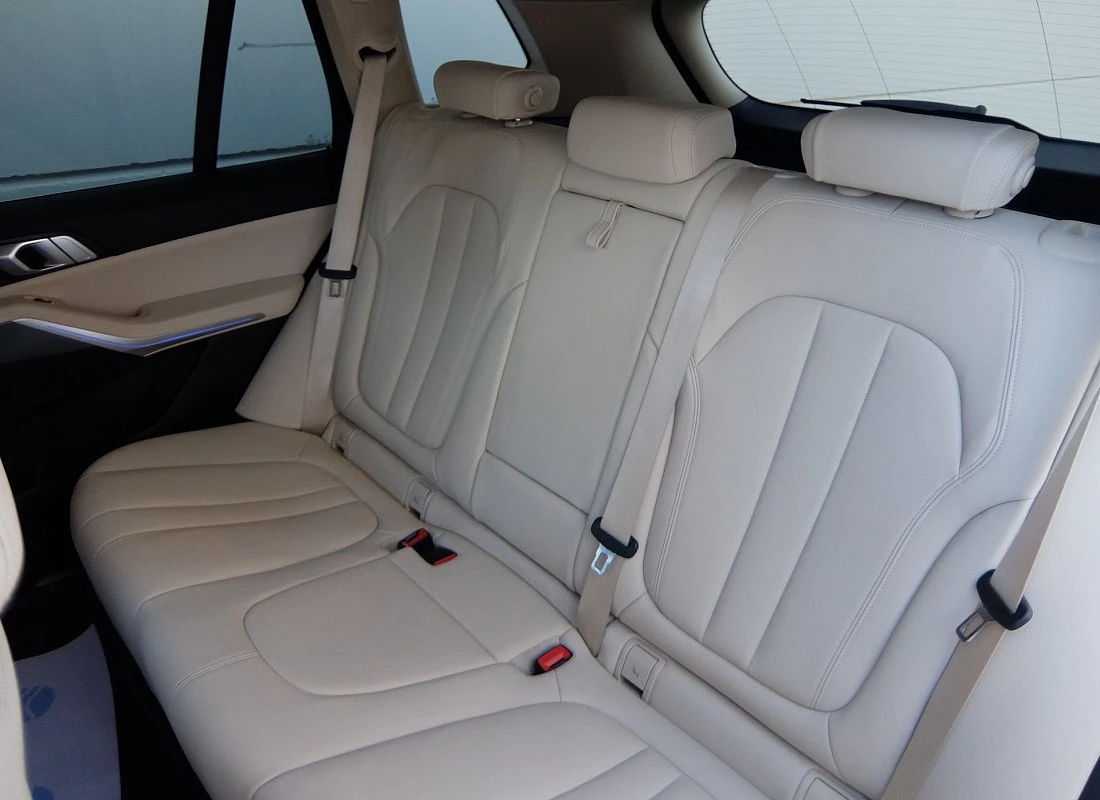 BMW X5 25d 231 cv X-DRIVE 4x4 AUTO BMW X5 25d 231 cv X-DRIVE 4x4 AUTO