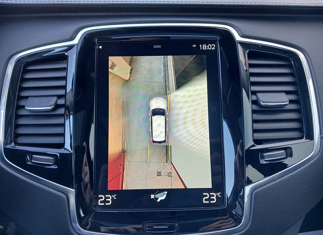 VOLVO XC90 B5 D 235 AWD 4x4 AUTO 7 plazas -INSCRIPTION + TECHO - HIBRIDO Diesel ECO VOLVO XC90 B5 D 235 AWD 4x4 AUTO 7 plazas -INSCRIPTION + TECHO - HIBRIDO Diesel ECO
