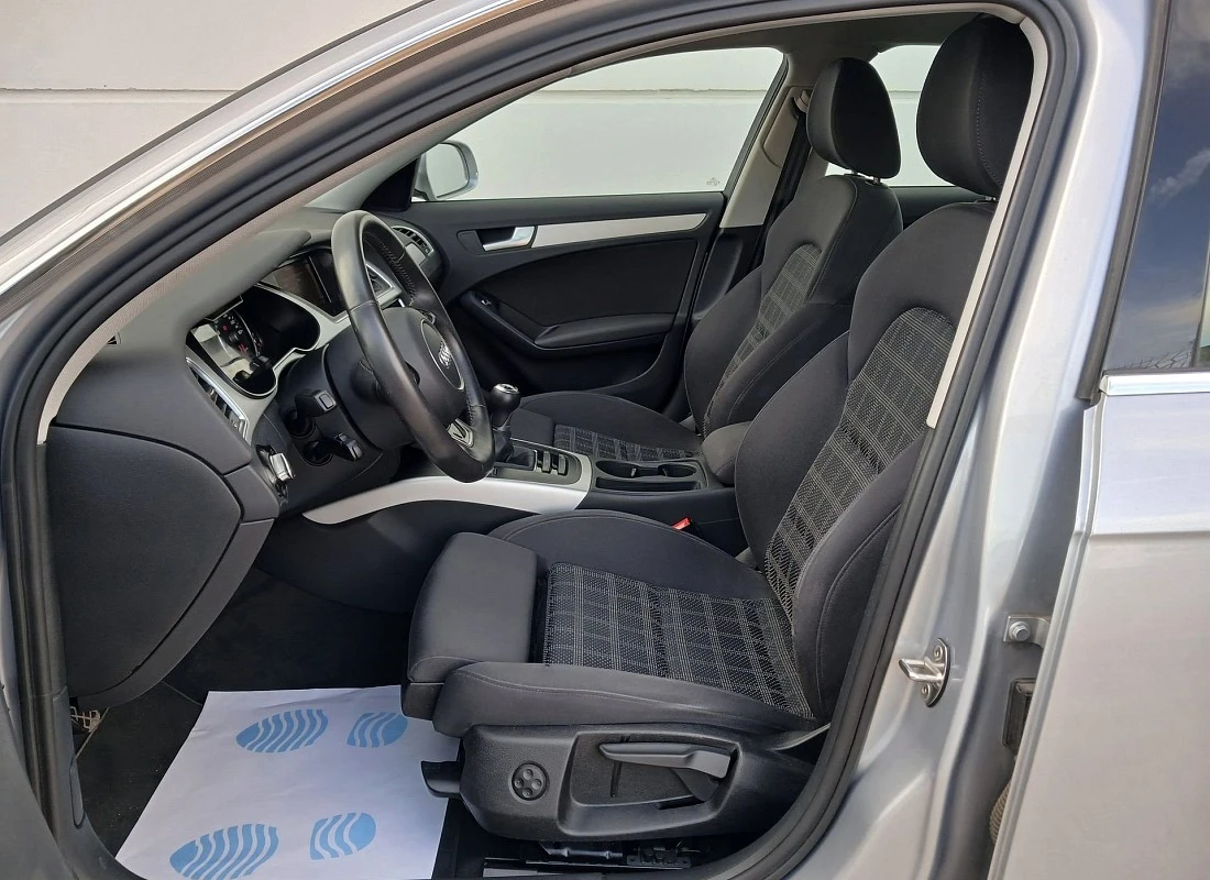 AUDI A4 2.0TDI 150 CV 4p- S-LINE EDITION + Pack ASISTENTES CONDUCCIÓN AUDI A4 2.0TDI 150 CV 4p- S-LINE EDITION + Pack ASISTENTES CONDUCCIÓN