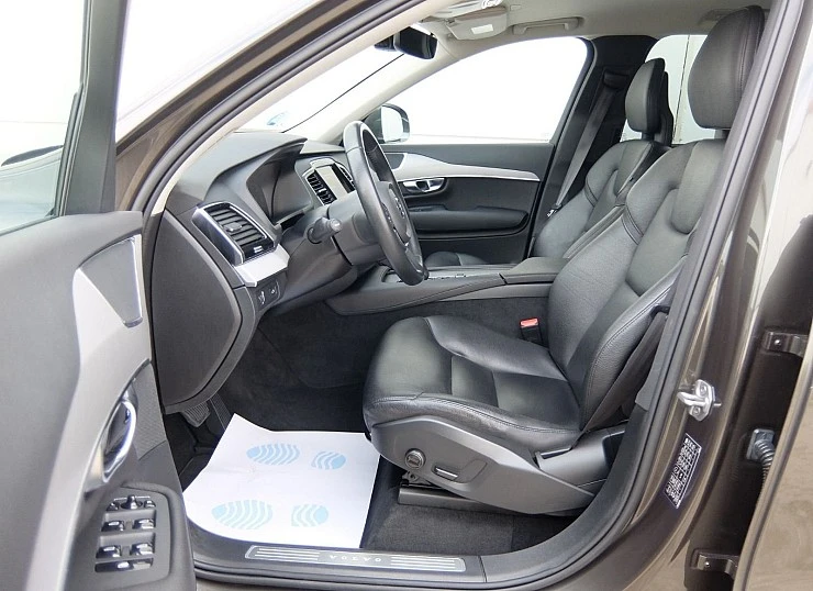 VOLVO XC90 B5 Diesel 235 cv AWD 4x4 AUTO -7 plazas MOMENTUM PRO + Extras