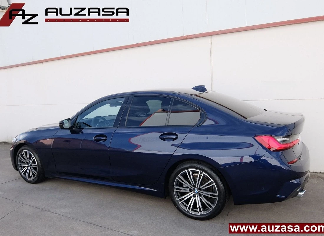 BMW 318d 2.0d 150 cv AUTO PACK M + BLACK DESIGN BMW 318d 2.0d 150 cv AUTO PACK M + BLACK DESIGN