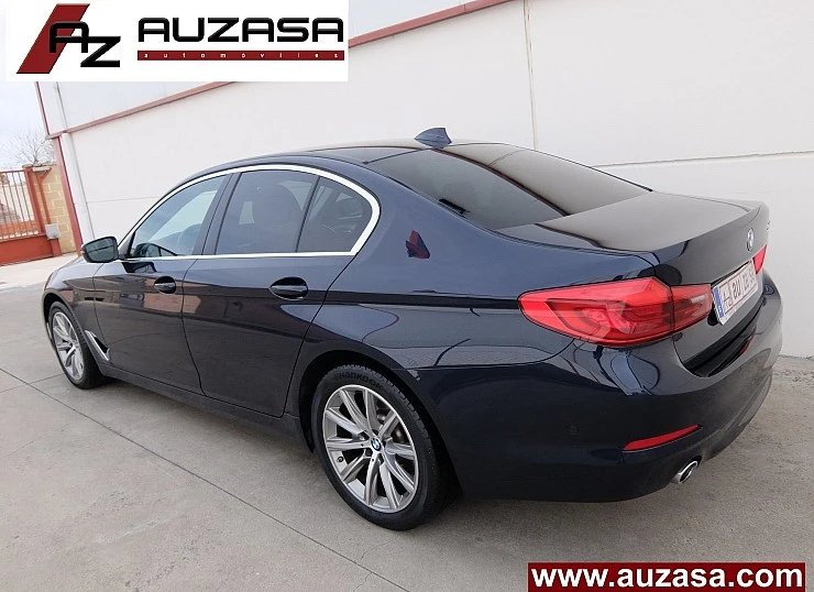BMW 520D 190 cv AUTO - LUXURY + TECHO