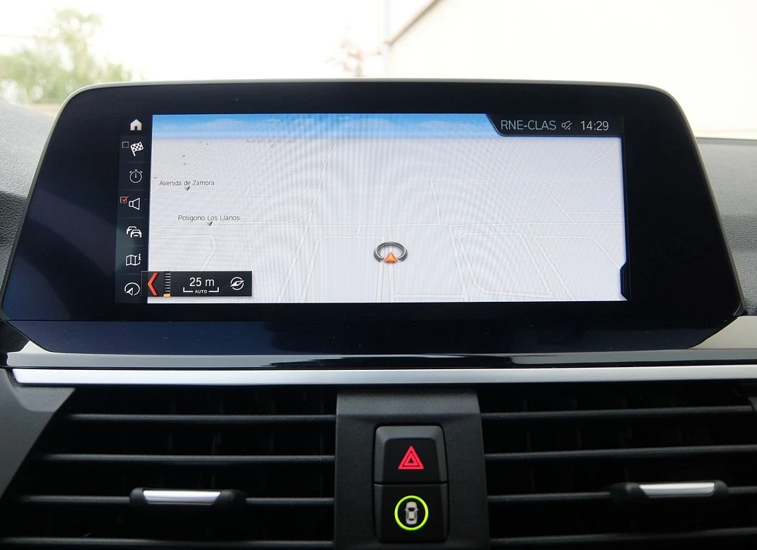 BMW X3 2.0d 190 cv X-Drive 4x4 AUTO - Pack X-LINE + TECHO - ECO BMW X3 2.0d 190 cv X-Drive 4x4 AUTO - Pack X-LINE + TECHO - ECO