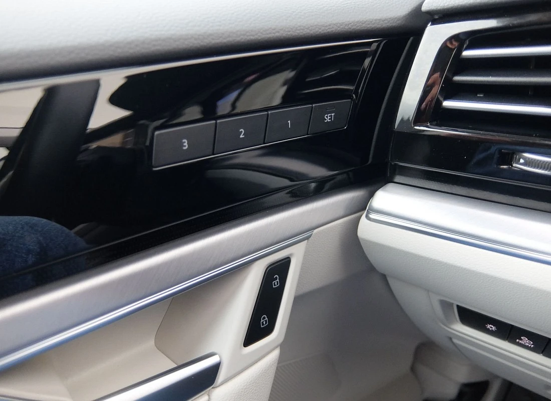 VOLKSWAGEN TOUAREG 3.0TDI V6 231 4MOTION TIPTRONIC PREMIUM ELEGANCE  + TECHO