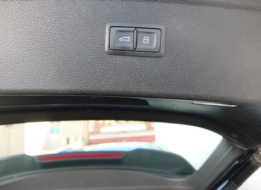 AUDI Q5 40TDI 204 cv QUATTRO-ULTRA S-Tronic S-LINE Genuine Edition AUDI Q5 40TDI 204 cv QUATTRO-ULTRA S-Tronic S-LINE Genuine Edition