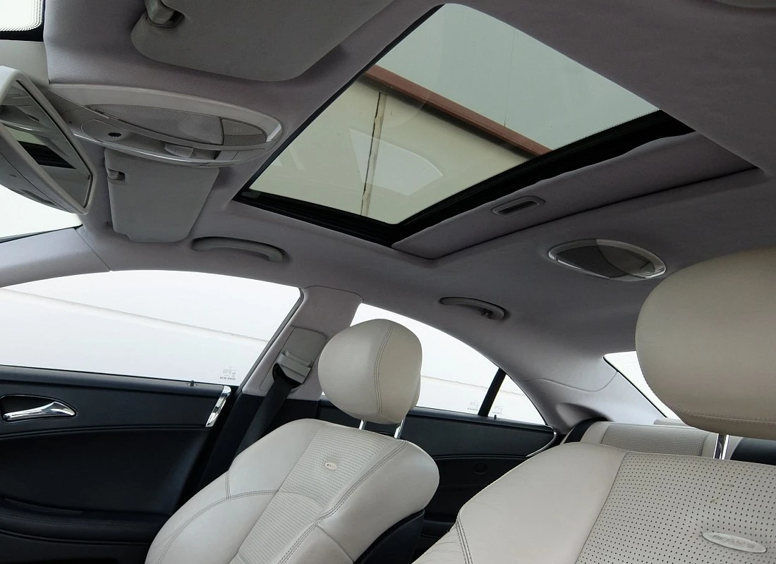 MERCEDES-BENZ CLS 55AMG KOMPRESSOR 476CV