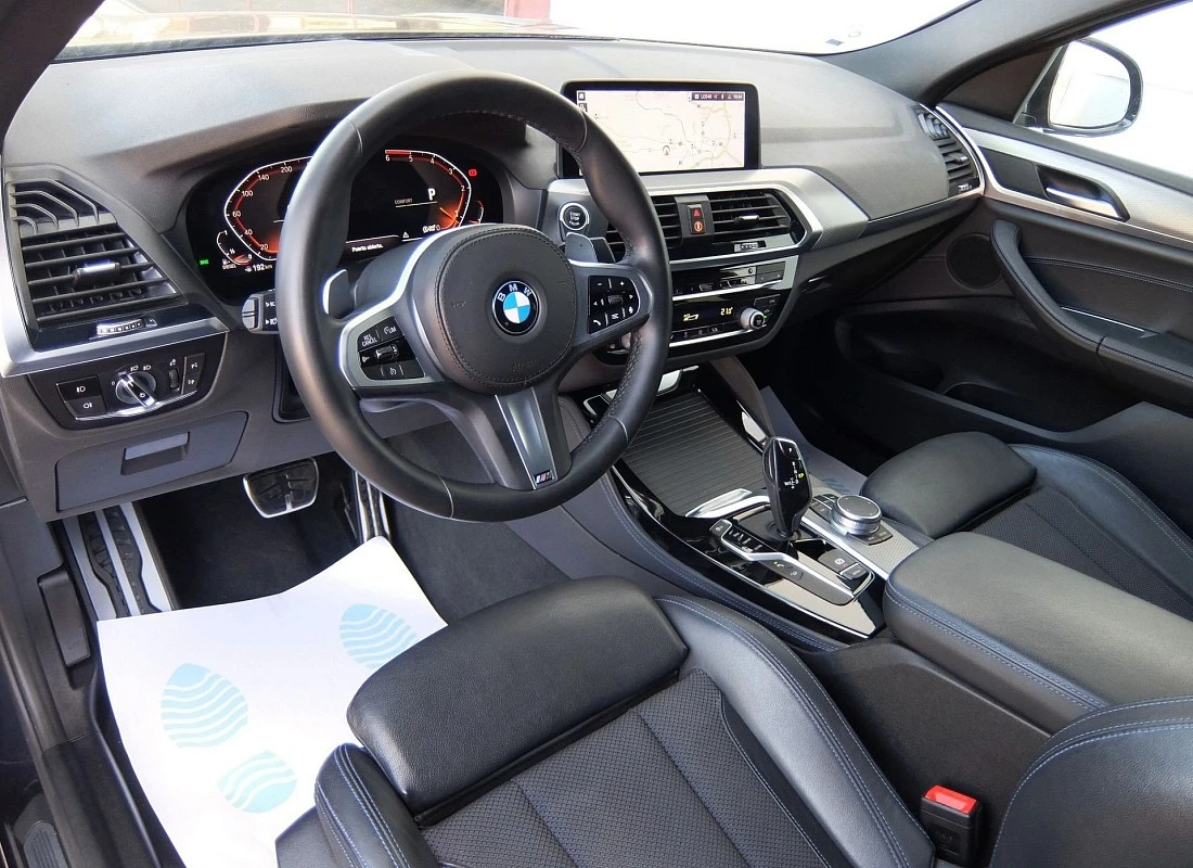 BMW X4 2.0d 190 cv X-DRIVE 4x4 AUTO -PACK M + BLACK Line BMW X4 2.0d 190 cv X-DRIVE 4x4 AUTO -PACK M + BLACK Line