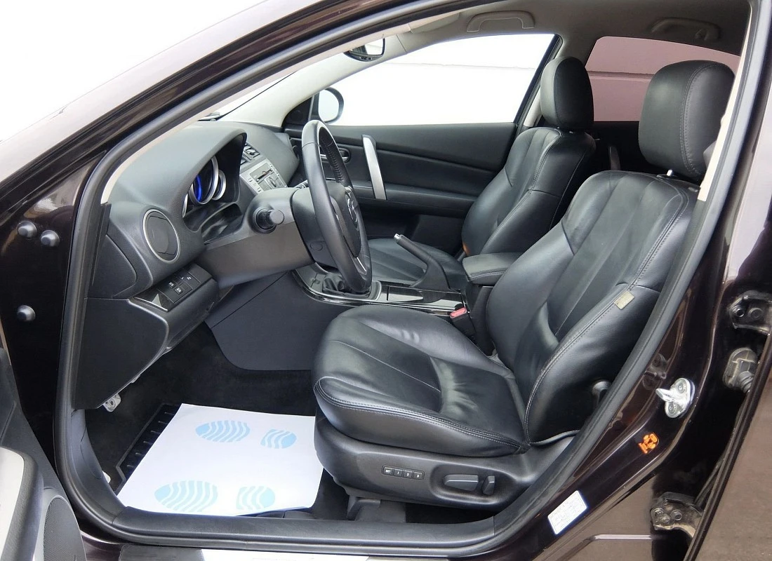 MAZDA 6 2.0CRTD 140 cv LUXURY 6 velocidades 5p