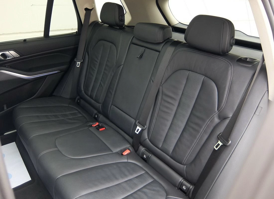 BMW X5 3.0d 265 cv X-DRIVE 4x4 AUTO - Pack X-LINE + 7 plazas + Susp.Neumática
