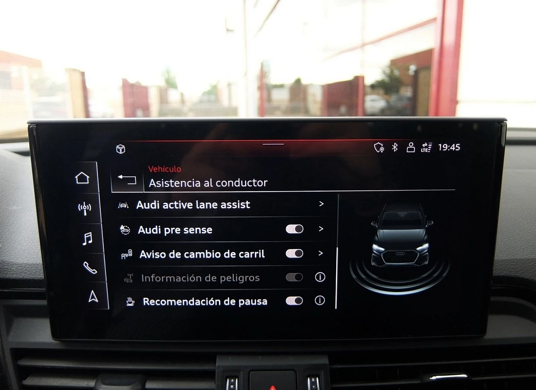 AUDI Q5 40TDI 204 CV QUATTRO-ULTRA S-Tronic -S-LINE + GENUINE Edition AUDI Q5 40TDI 204 CV QUATTRO-ULTRA S-Tronic -S-LINE + GENUINE Edition