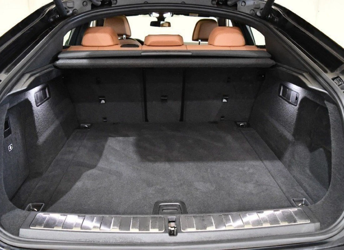 BMW X6 3.0d 286 cv X-DRIVE AUTO -Pack M + TECHO + SUSPENSIÓN ADAPTATIVA M