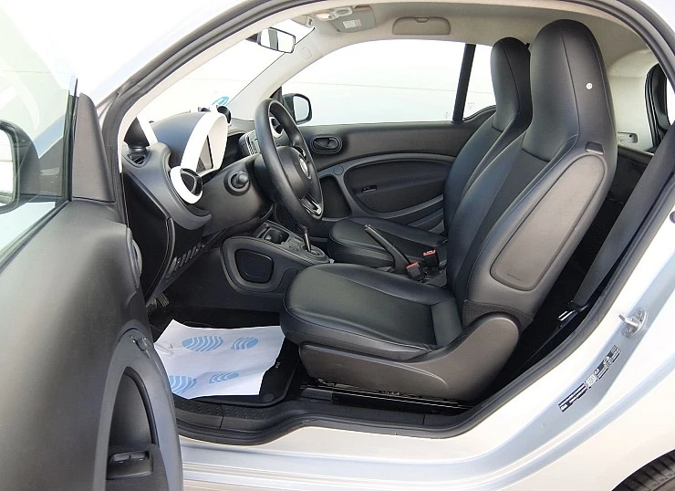 SMART fortwo 60kW81CV EQ coupe