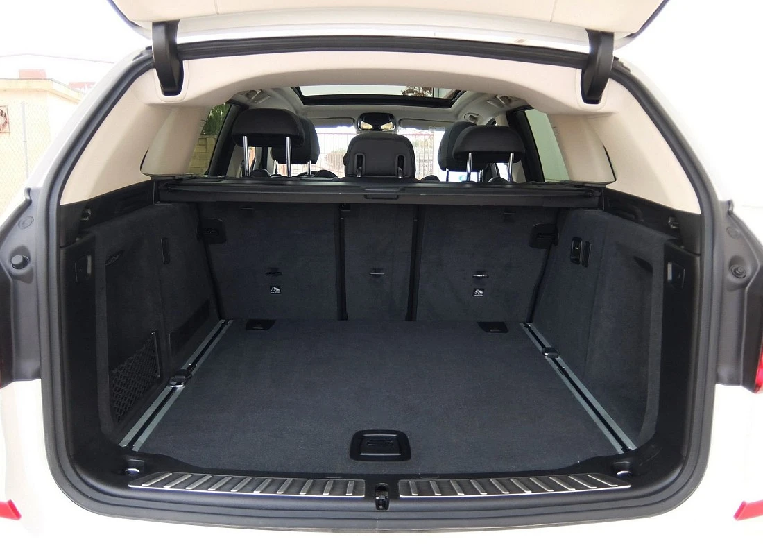 BMW X3 2.0d 190 cv X-Drive 4x4 AUTO - Pack X-LINE + TECHO - ECO BMW X3 2.0d 190 cv X-Drive 4x4 AUTO - Pack X-LINE + TECHO - ECO