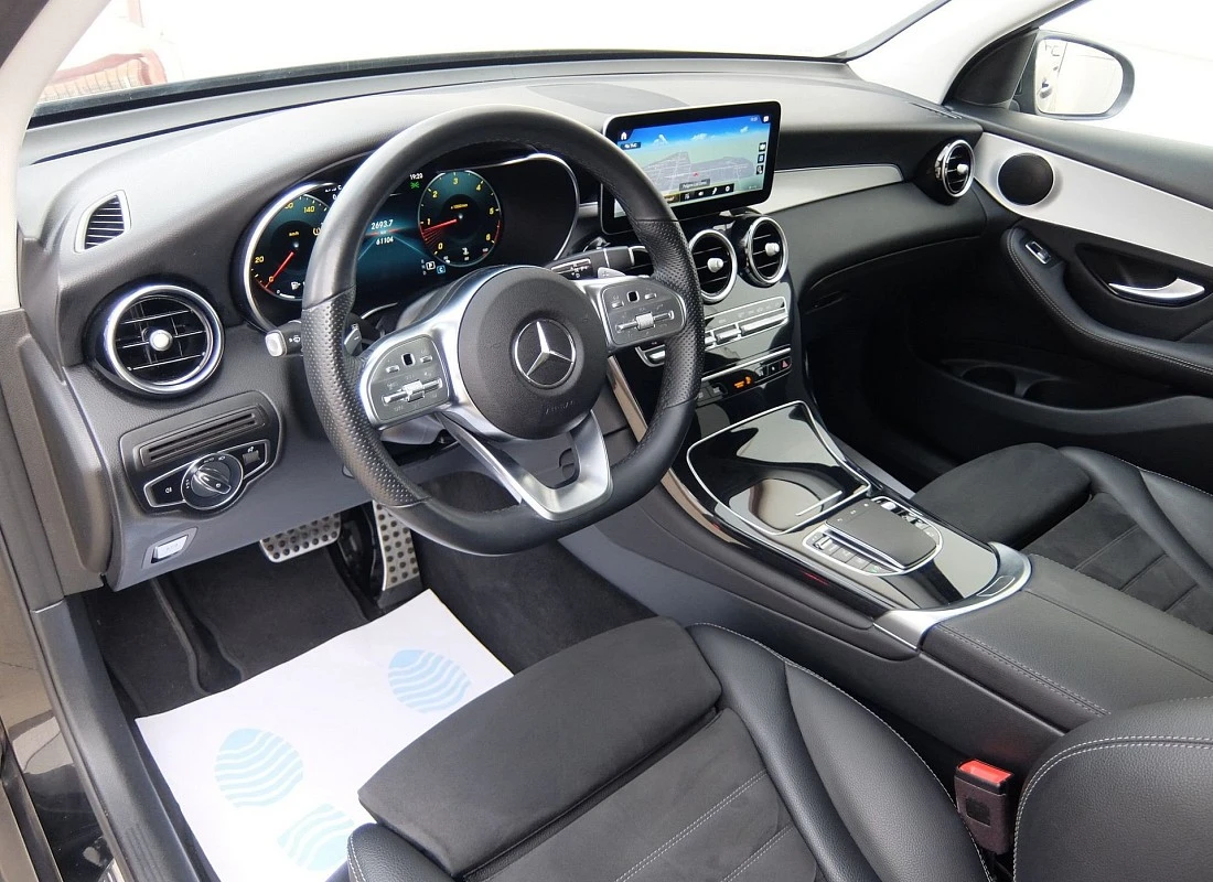 MERCEDES GLC 220d 194 cv 4MATIC AUTO -Pack AMG - 2022 MERCEDES GLC 220d 194 cv 4MATIC AUTO -Pack AMG - 2022