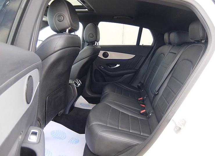 MERCEDES GLC COUPE 300de 306 cv 4MATIC 4x4 AUTO -Pack AMG + Pack NIGHT + Techo ( Diesel-Híbrido) 0etiqueta MERCEDES GLC COUPE 300de 306 cv 4MATIC 4x4 AUTO -Pack AMG + Pack NIGHT + Techo ( Diesel-Híbrido) 0etiqueta