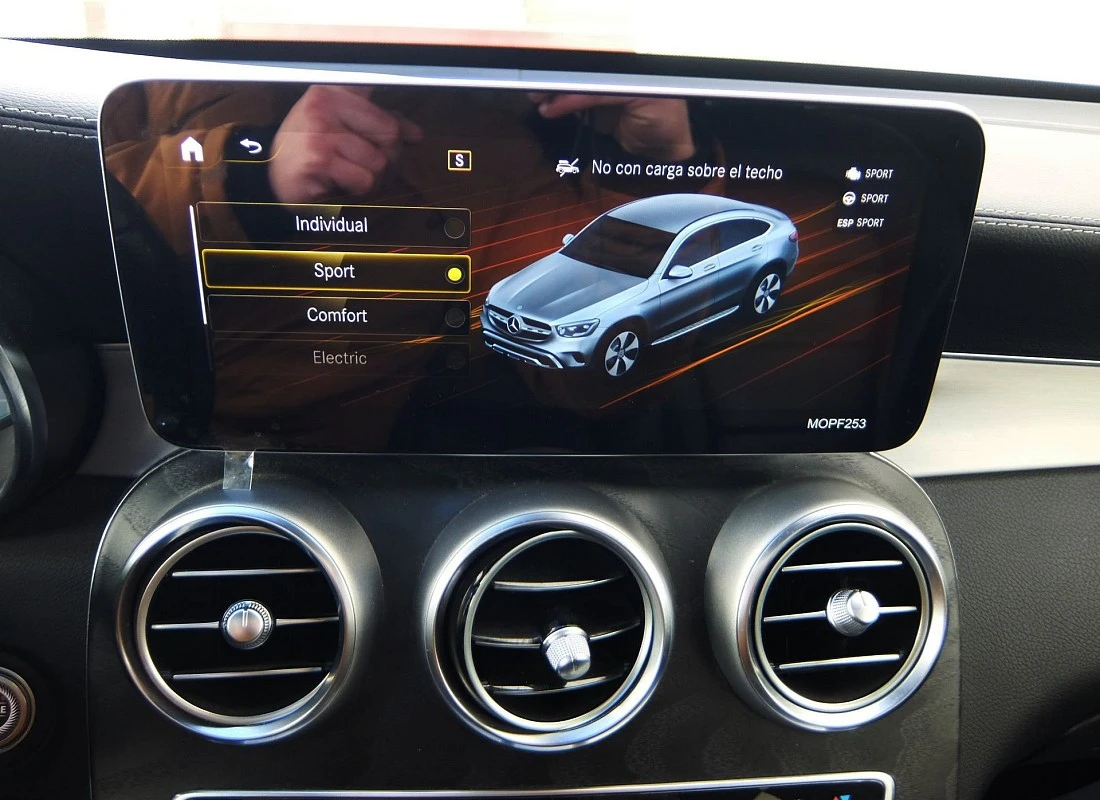 MERCEDES GLC COUPE 300de 306 cv 4MATIC 4x4 AUTO -Pack AMG + Pack NIGHT + Techo ( Diesel-Híbrido) 0etiqueta MERCEDES GLC COUPE 300de 306 cv 4MATIC 4x4 AUTO -Pack AMG + Pack NIGHT + Techo ( Diesel-Híbrido) 0etiqueta