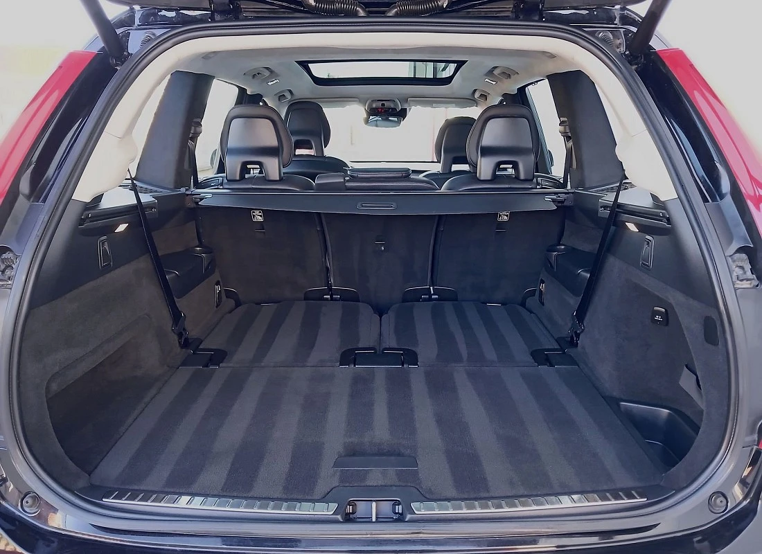 VOLVO XC90 B5 D 235 AWD 4x4 AUTO 7 plazas -INSCRIPTION + TECHO - HIBRIDO Diesel ECO VOLVO XC90 B5 D 235 AWD 4x4 AUTO 7 plazas -INSCRIPTION + TECHO - HIBRIDO Diesel ECO