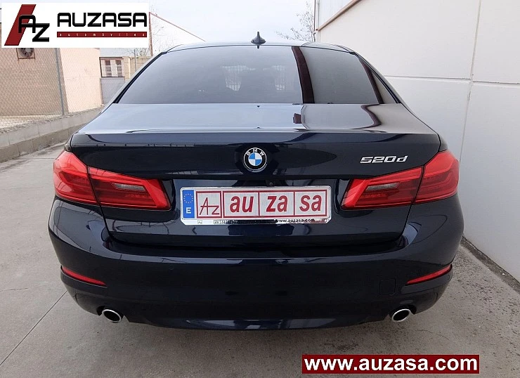 BMW 520D 190 cv AUTO - LUXURY + TECHO