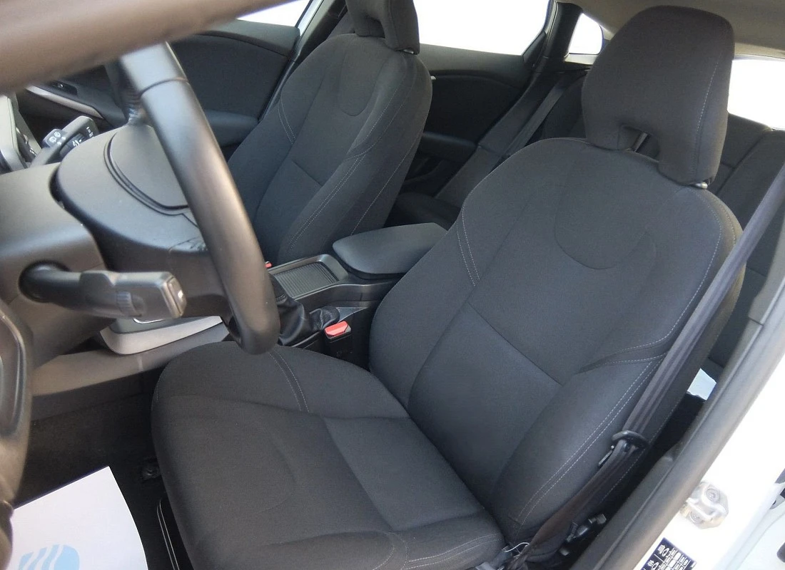 VOLVO V40 D2 2.0D 120 cv Kinetic 6v