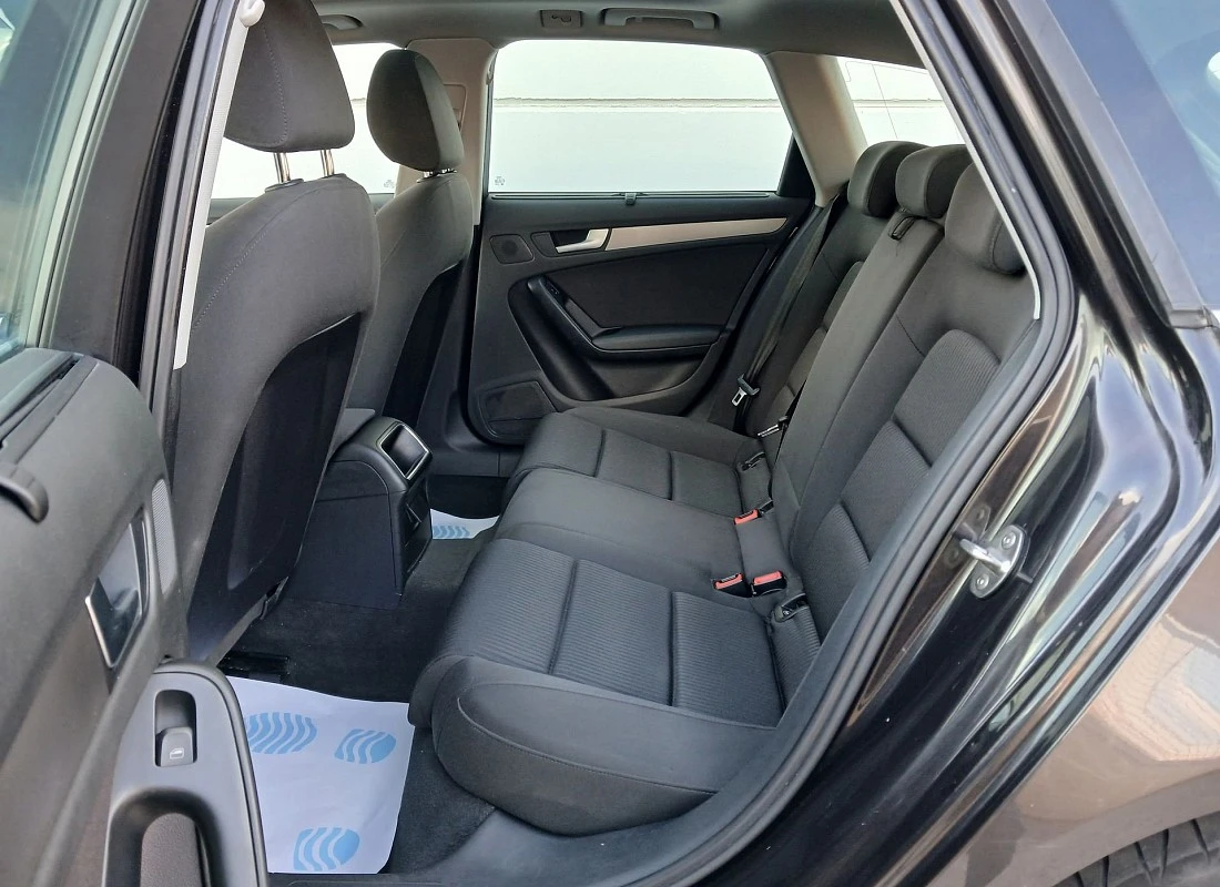 AUDI A4 AVANT 2.0TDI 143 v MULTITRONIC + TECHO