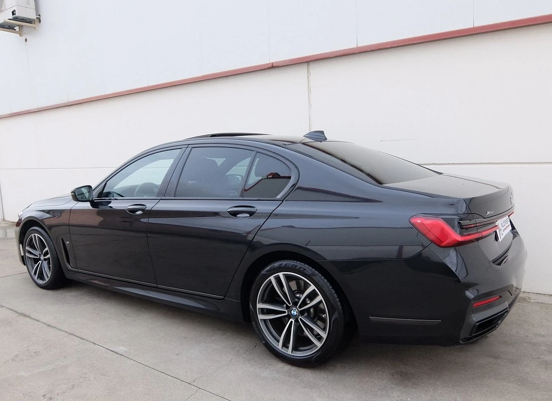 BMW 730d 286 cv X-DRIVE 4x4 AUTO - PACK M + Techo ( Diesel-Hibrido ECO) BMW 730d 286 cv X-DRIVE 4x4 AUTO - PACK M + Techo ( Diesel-Hibrido ECO)