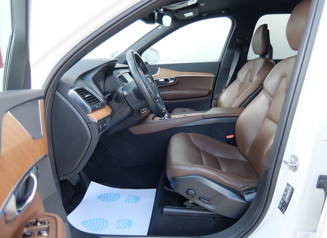 VOLVO XC90 B5 Diesel 235 AWD 4x4 AUTO 7 plazas BUSINESS PLUS -HIBRIDO Diesel VOLVO XC90 B5 Diesel 235 AWD 4x4 AUTO 7 plazas BUSINESS PLUS -HIBRIDO Diesel